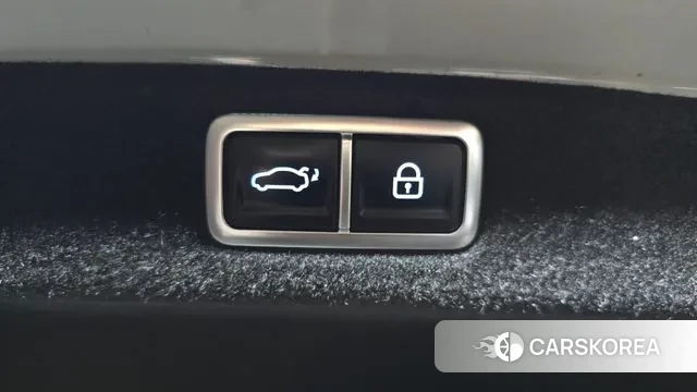 Hyundai Grandeur (GN7) id 3716285 из Кореи 11