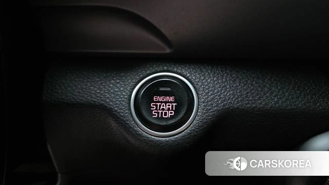 Kia Stonic id 4615542 из Кореи 11