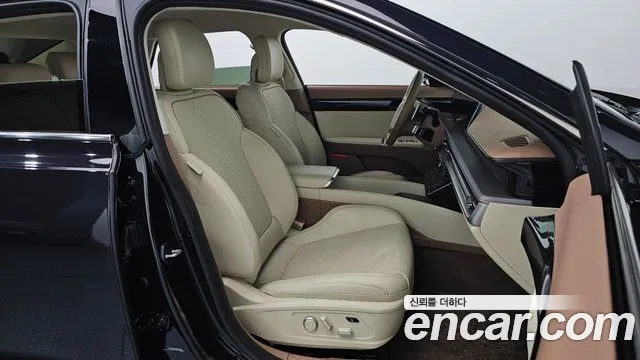 Hyundai Grandeur (GN7) id 2608856 из Кореи 11