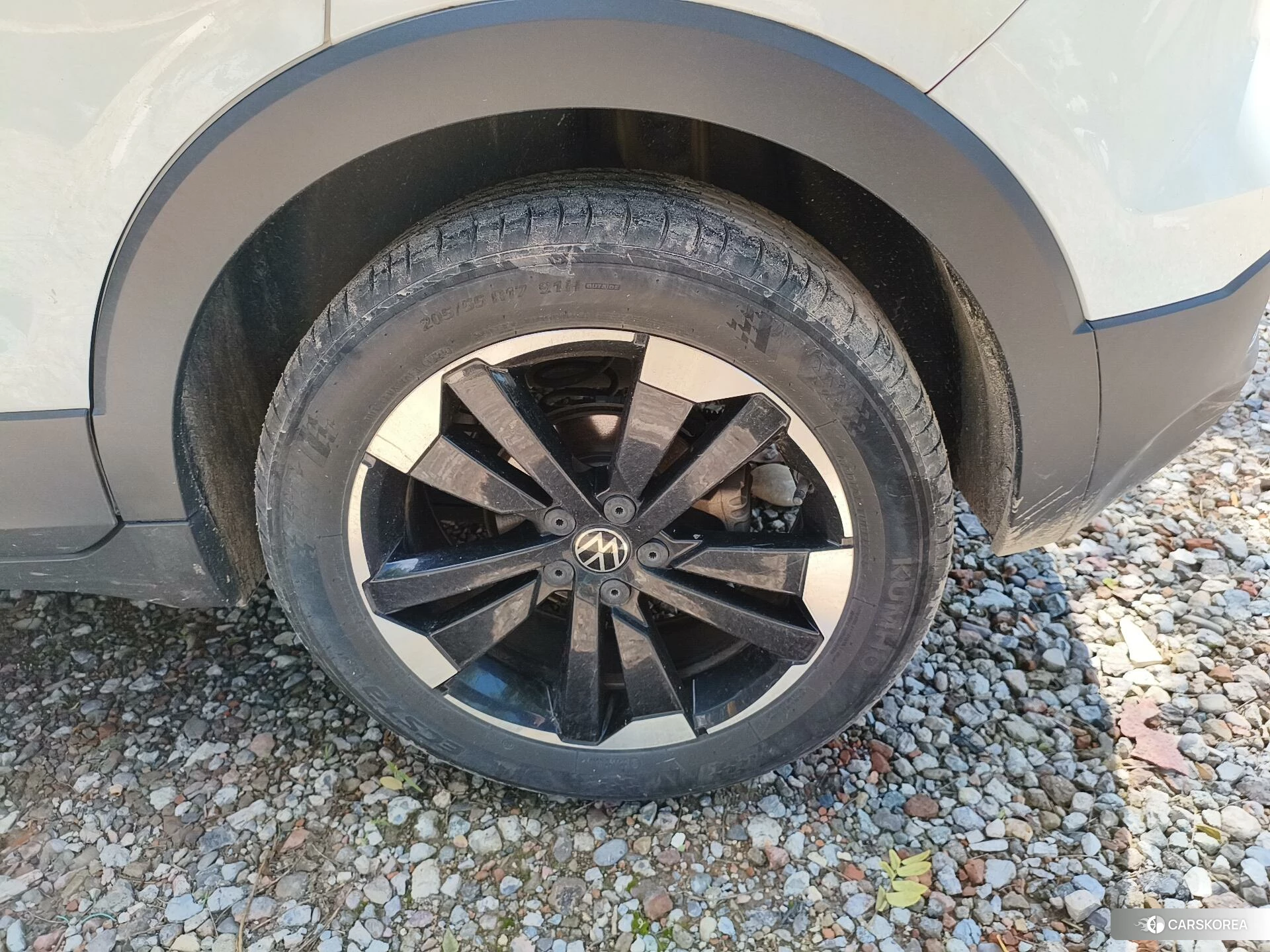 Volkswagen Exploring the shadow id 4441142 из Китая 11