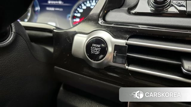 Kia Seltos id 4338716 из Кореи 11