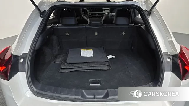 Lexus UX250h id 3601778 из Кореи 11