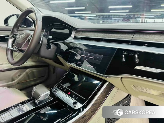 Audi A8 id 4273612 из Китая 11