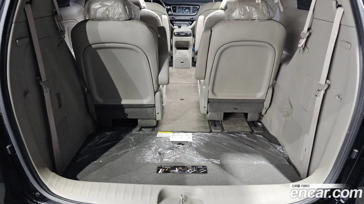 Kia The New Carnival id 2171392 из Кореи 11