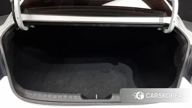 Hyundai Avante (CN7) id 3329952 из Кореи 11