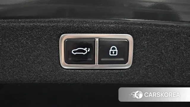 Hyundai Grandeur (GN7) id 3377886 из Кореи 11