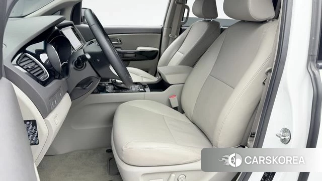 Kia All New Carnival id 4366451 из Кореи 11