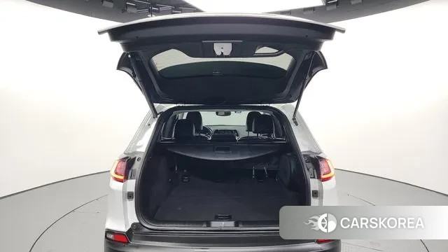 Jeep Cherokee (KL) id 3296616 из Кореи 11