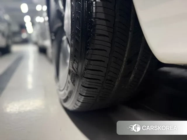 Tesla Model 3 id 3732846 из Кореи 11