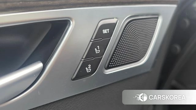 Genesis G80 id 4471195 из Кореи 11
