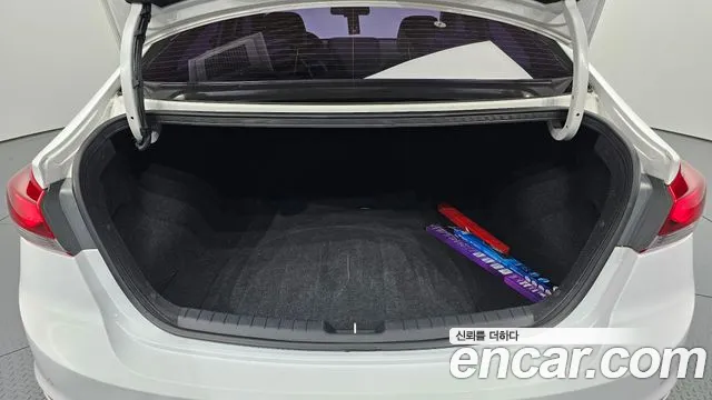 Hyundai Avante AD id 2764349 из Кореи 11