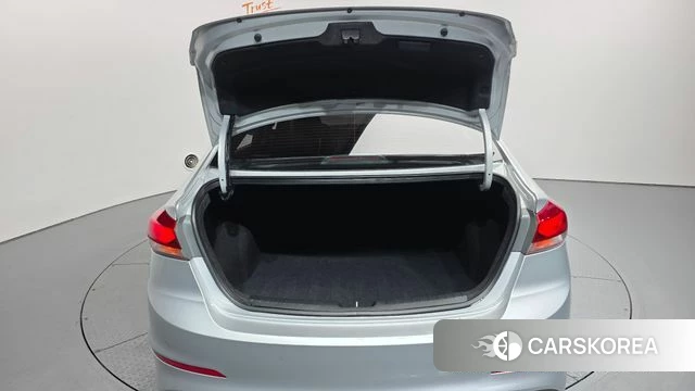 Hyundai Avante AD id 4491143 из Кореи 11