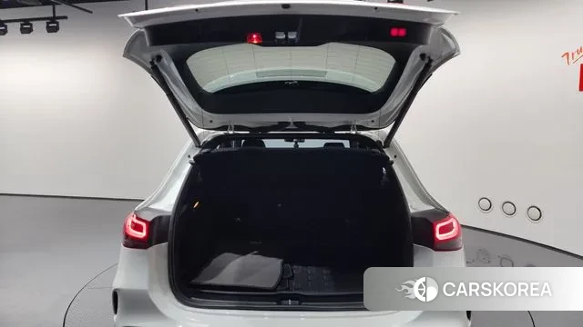 Mercedes-Benz GLA - Class H247 id 3405789 из Кореи 11