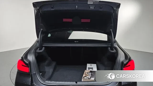 BMW 5 Series (G30) id 3344117 из Кореи 11