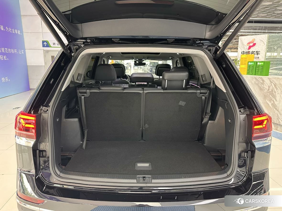 Volkswagen Tourang id 4479836 из Китая 11