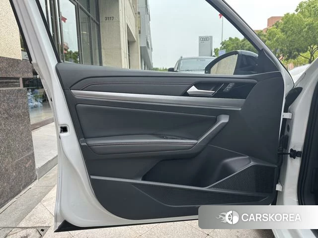 Volkswagen Lavida id 4219318 из Китая 11