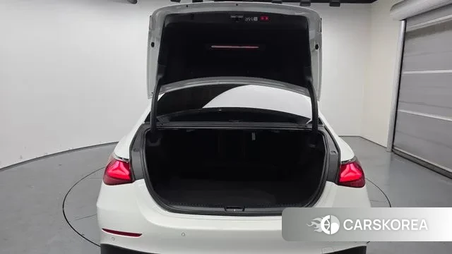 Mercedes-Benz E-Class W214 id 3744970 из Кореи 11