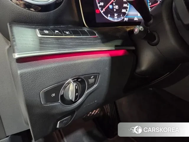 Mercedes-Benz E-Class W213 id 3101262 из Кореи 11