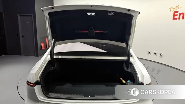 Hyundai Grandeur (GN7) id 3011344 из Кореи 11