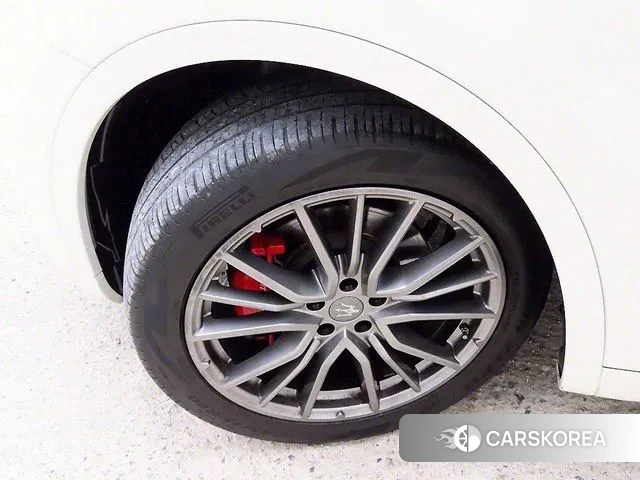 Maserati Levante id 3144863 из Кореи 11