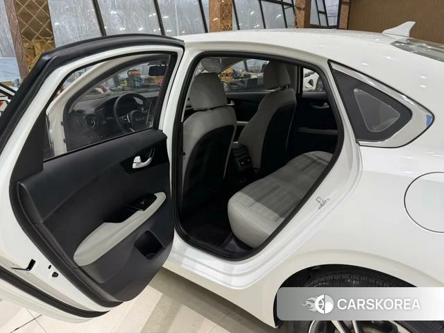 Kia K3 id 4341941 из Китая 11