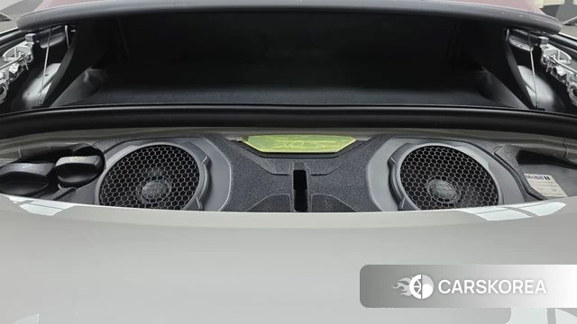 Porsche 911(992) id 4244846 из Кореи 11