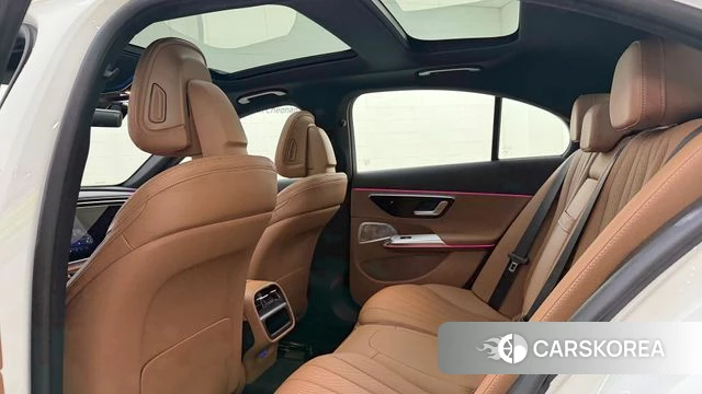 Mercedes-Benz E-Class W214 id 4704898 из Кореи 11