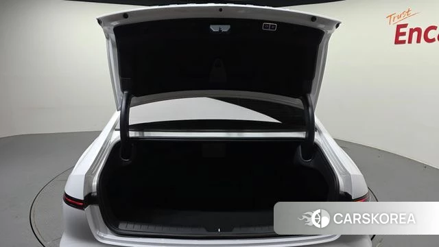 Hyundai Grandeur (GN7) id 4469357 из Кореи 11