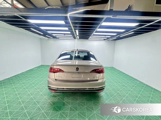 Volkswagen Bora id 4278605 из Китая 11