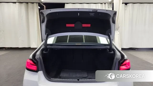 BMW 5 Series (G30) id 3442530 из Кореи 11