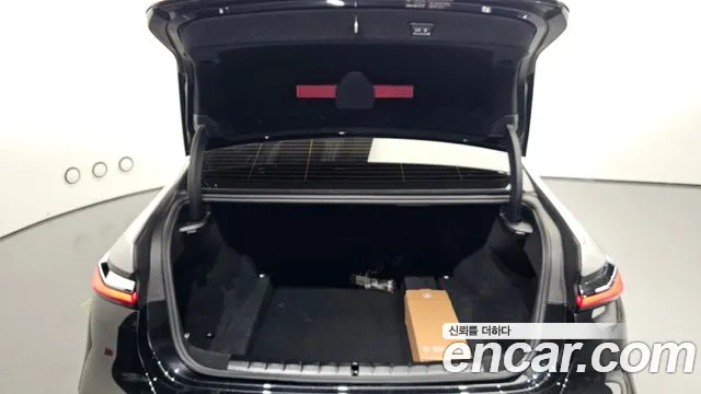 BMW 7 Series (G70) id 2852727 из Кореи 11