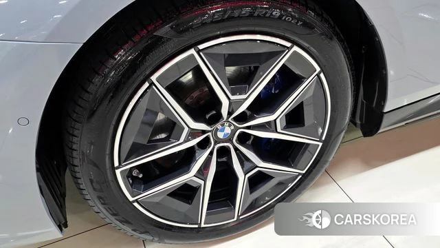 BMW i5 (G60) id 4607266 из Кореи 11