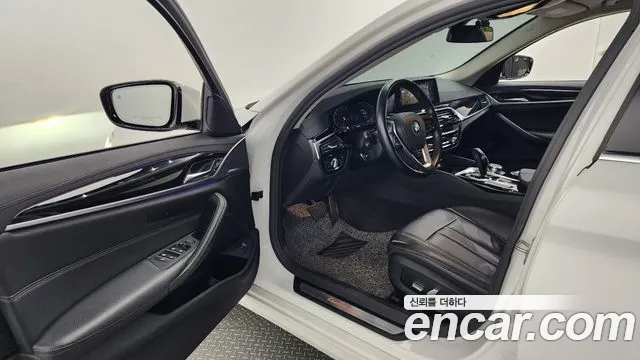 BMW 5 Series (G30) id 2529739 из Кореи 11