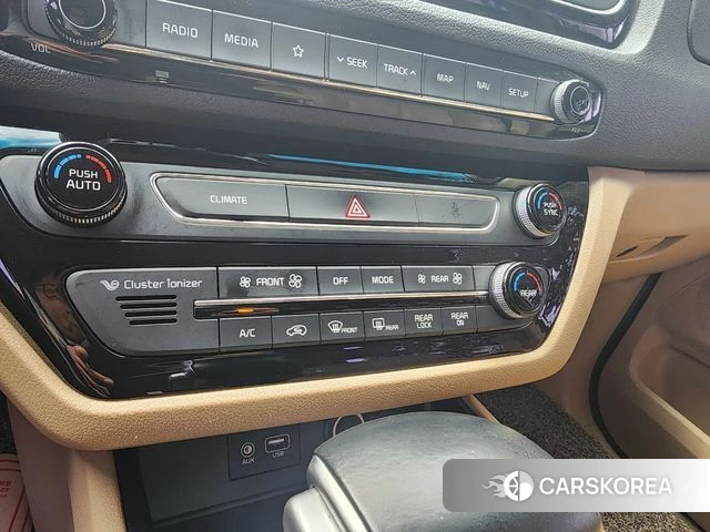 Kia The New Carnival id 4424514 из Кореи 11