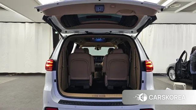 Kia The New Carnival id 3567841 из Кореи 11