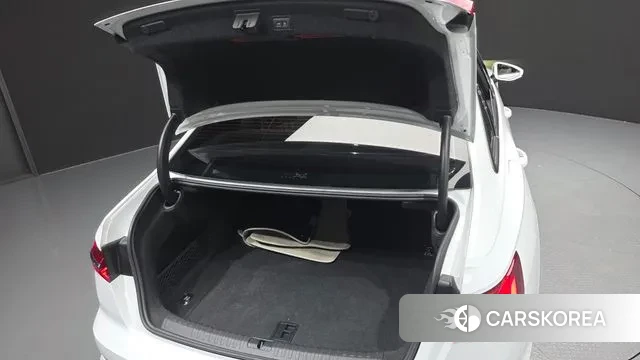 Audi A6 (C8) id 3765297 из Кореи 11