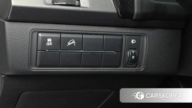 Ssangyong The New Rexton Sports Cannes id 4541911 из Кореи 11