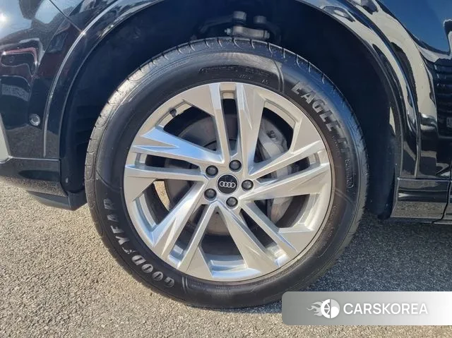 Audi Q7 (4M) id 3427477 из Кореи 11