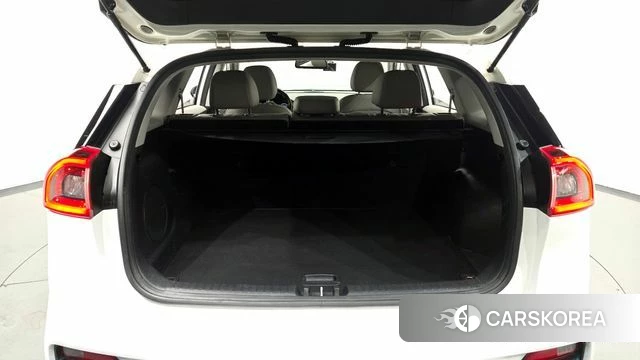Kia Niro EV id 4377792 из Кореи 11