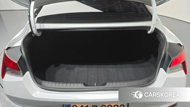 Hyundai Avante Hybrid (CN7) id 4905292 из Кореи 11
