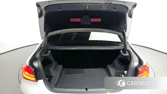 BMW 5 Series (G30) id 2941553 из Кореи 11