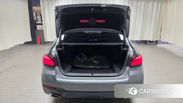 BMW 5 Series (G30) id 3366056 из Кореи 11