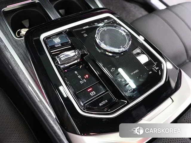 BMW 7 Series (G70) id 3502030 из Кореи 11