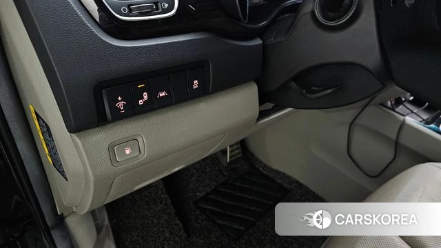 Kia The New Carnival id 4269468 из Кореи 11