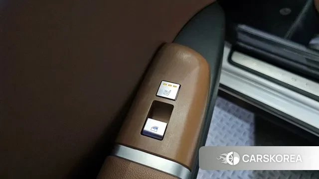 Hyundai Grandeur (GN7) id 3058308 из Кореи 11