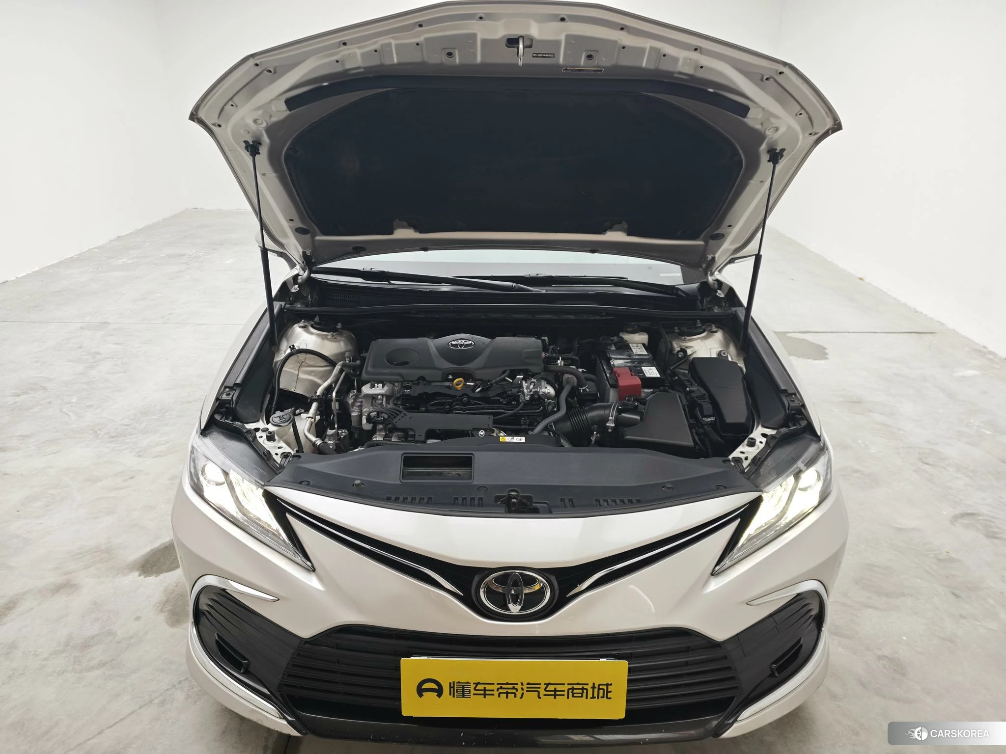 Toyota Camry id 4510782 из Китая 11