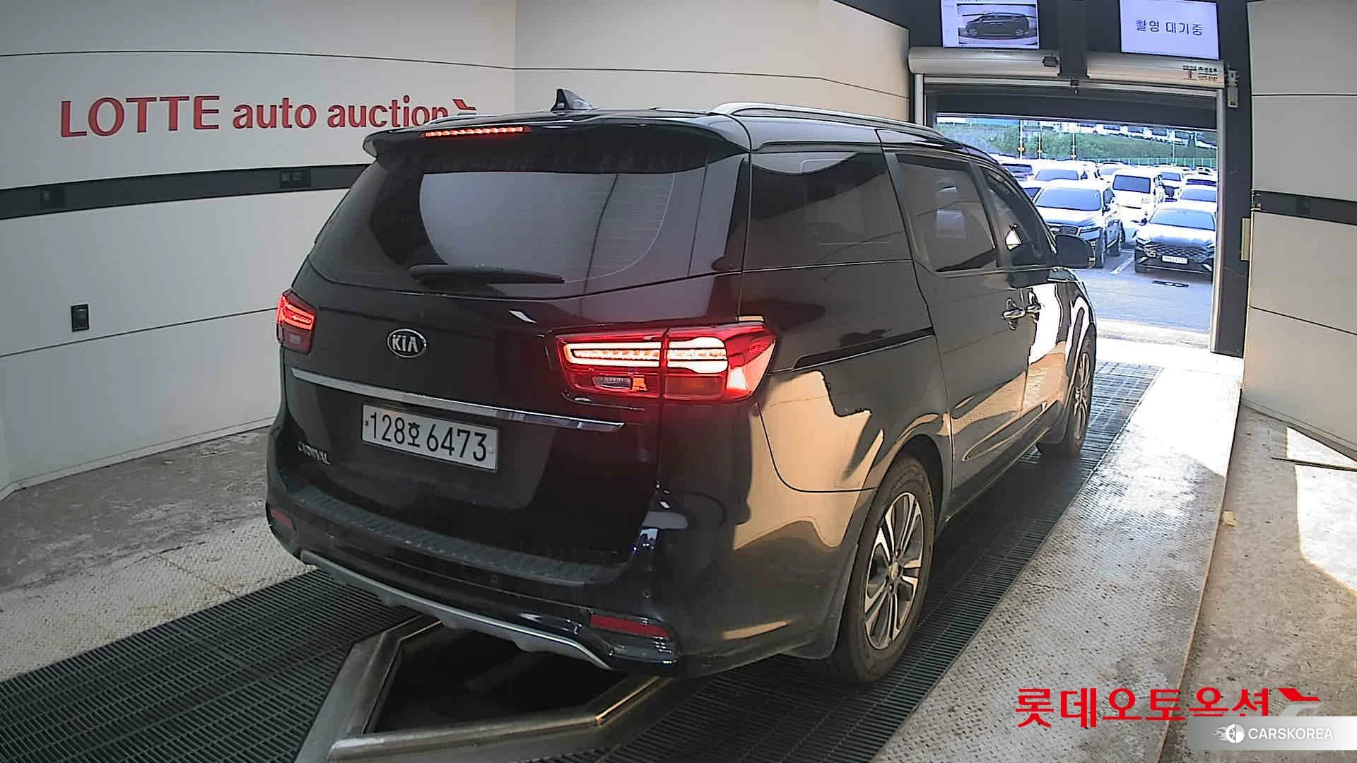 Kia Carnival id 4674183 из Кореи 11