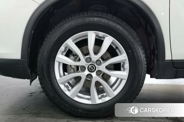 Nissan Qijun id 4300073 из Китая 11
