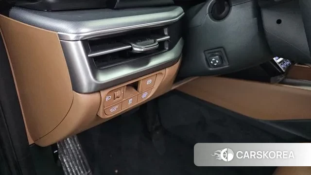 Hyundai Grandeur Hybrid (GN7) id 3726368 из Кореи 11