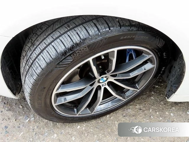 BMW 5 Series (G30) id 4308755 из Кореи 11